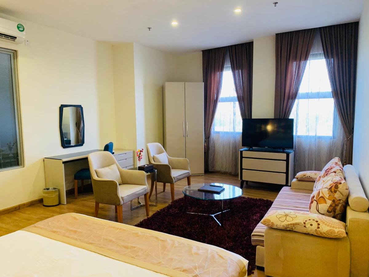 Wafa Hotel & Apartment Kampong Mata Mata Exterior photo